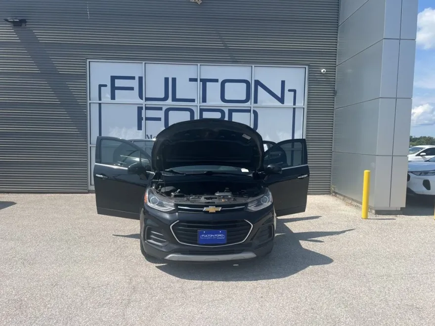 2019 Chevrolet Trax LT photo 1