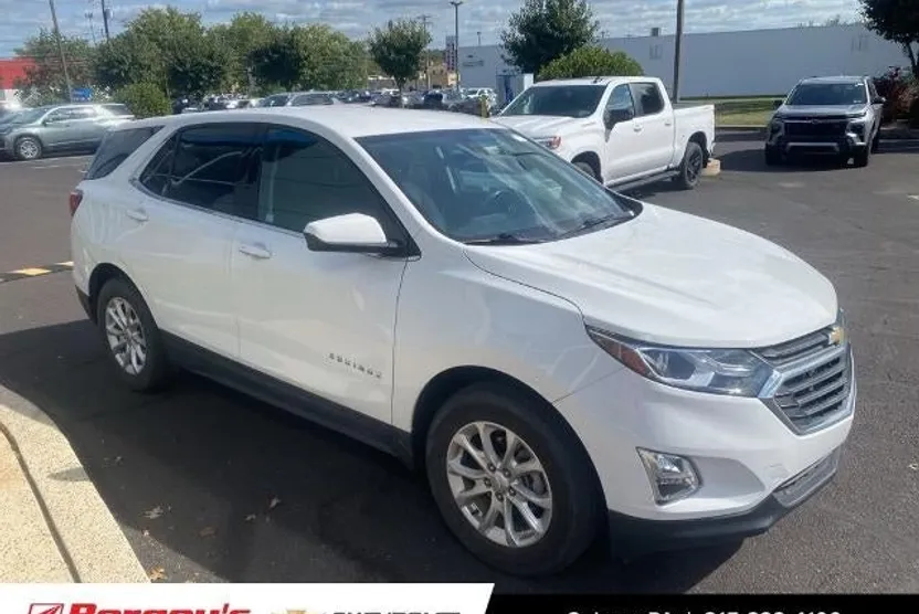 2020 Chevrolet Equinox LT photo 1