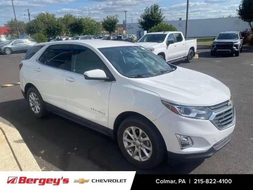 2020 Chevrolet Equinox LT photo 1