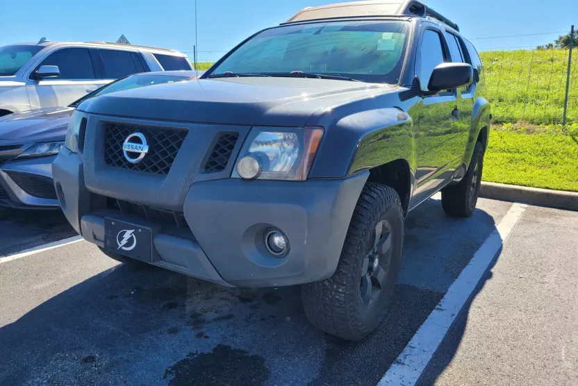 2010 Nissan Xterra S photo 1
