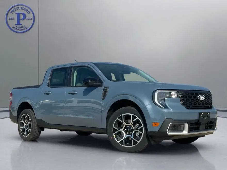 2025 Ford Maverick Lariat photo 1