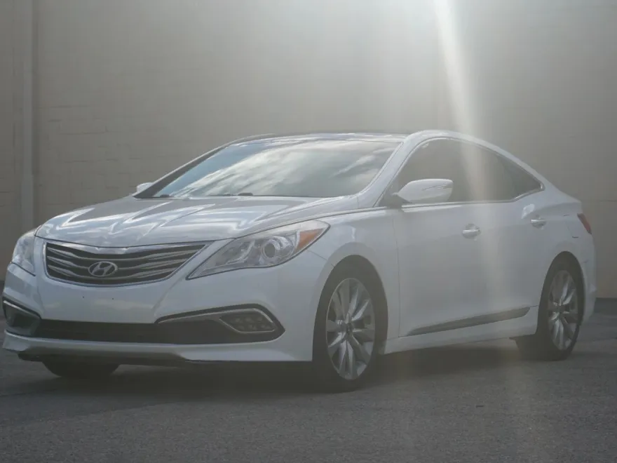 2015 Hyundai Azera Limited photo 1
