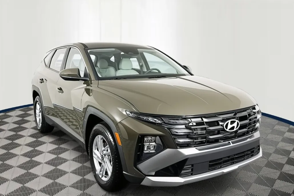 2025 Hyundai Tucson SE photo 1