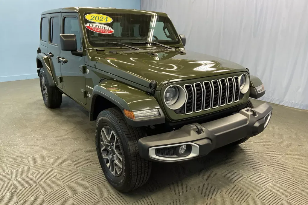 2024 Jeep Wrangler Sahara photo 1