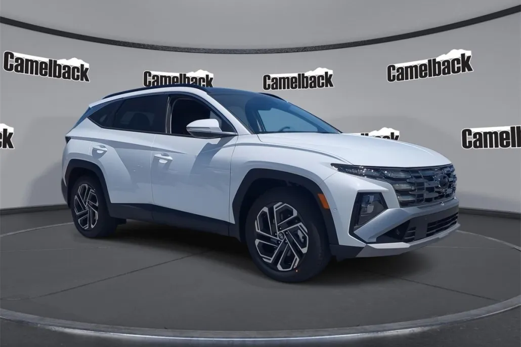 2025 Hyundai Tucson Limited photo 1
