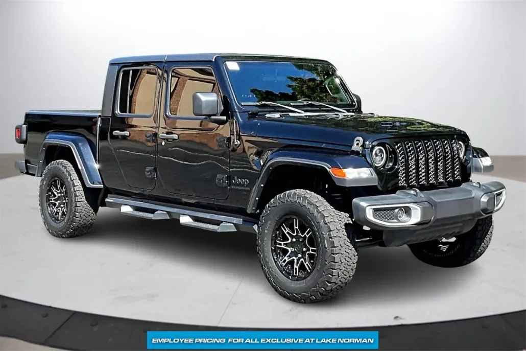 2021 Jeep Gladiator Sport photo 1