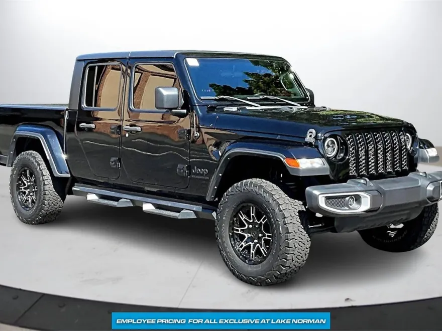 2021 Jeep Gladiator Sport photo 1
