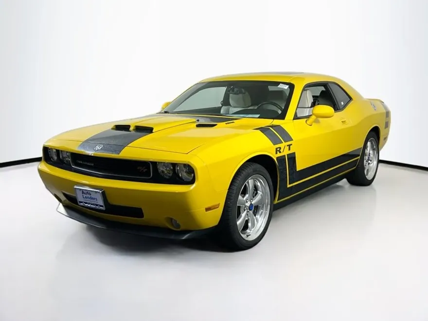 2010 Dodge Challenger R/T photo 1