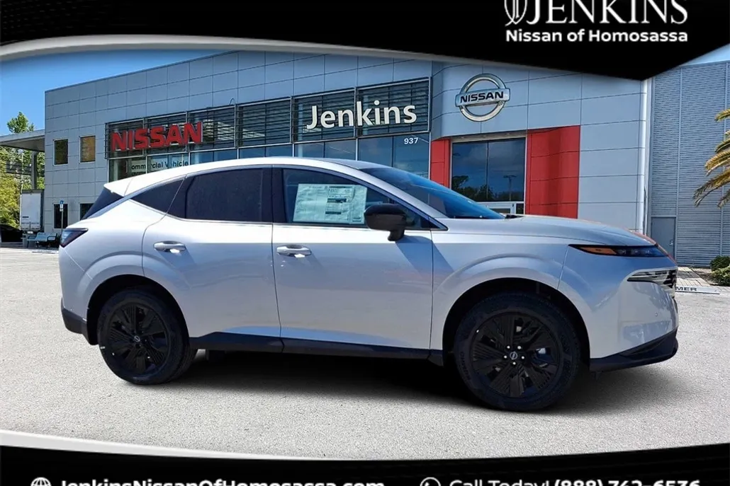 2025 Nissan Murano SV photo 1
