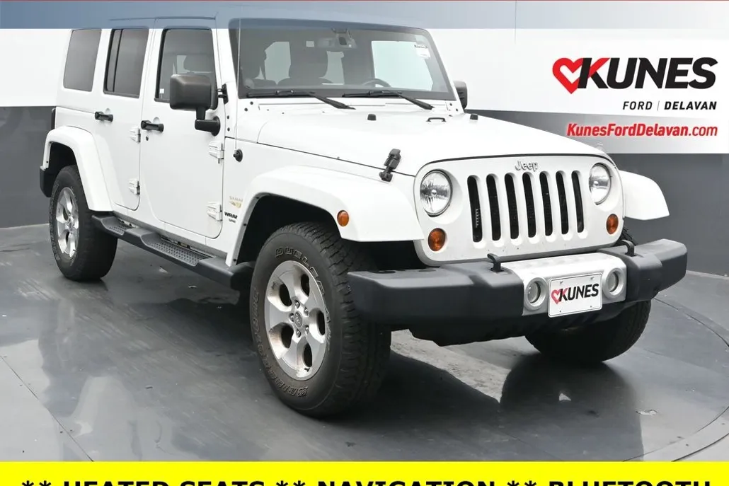 2013 Jeep Wrangler Unlimited Sahara photo 1