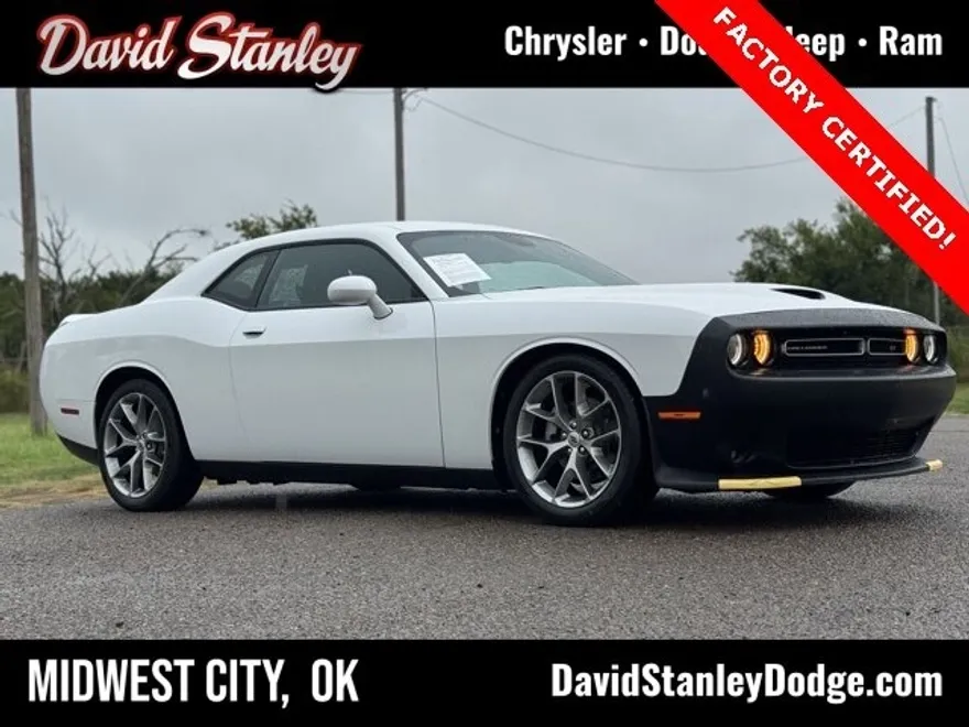 2022 Dodge Challenger GT photo 1