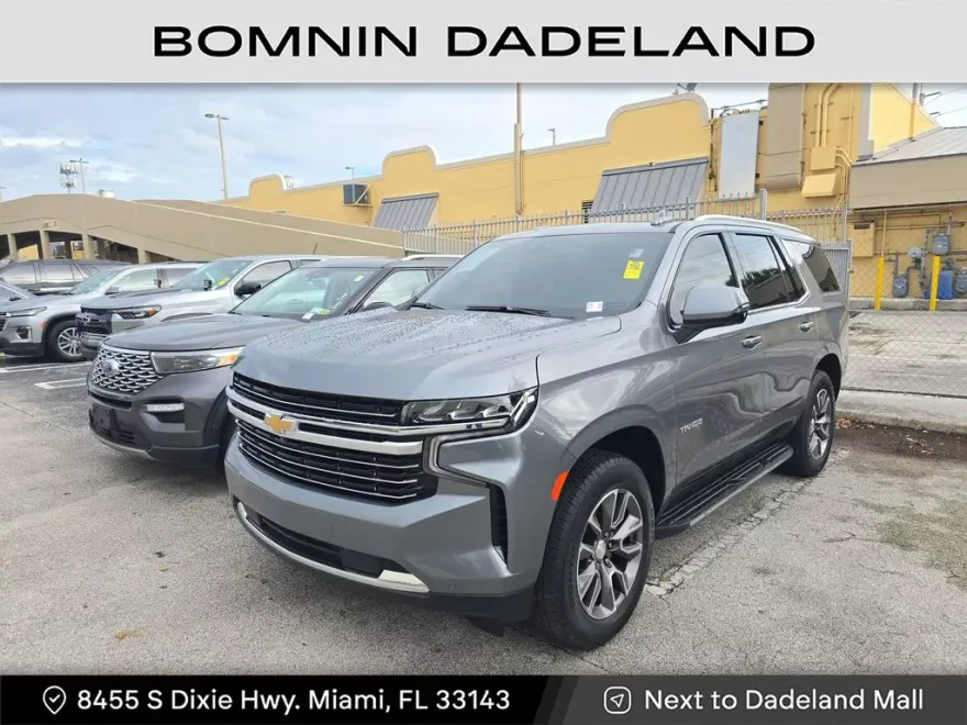 2022 Chevrolet Tahoe LT photo 1