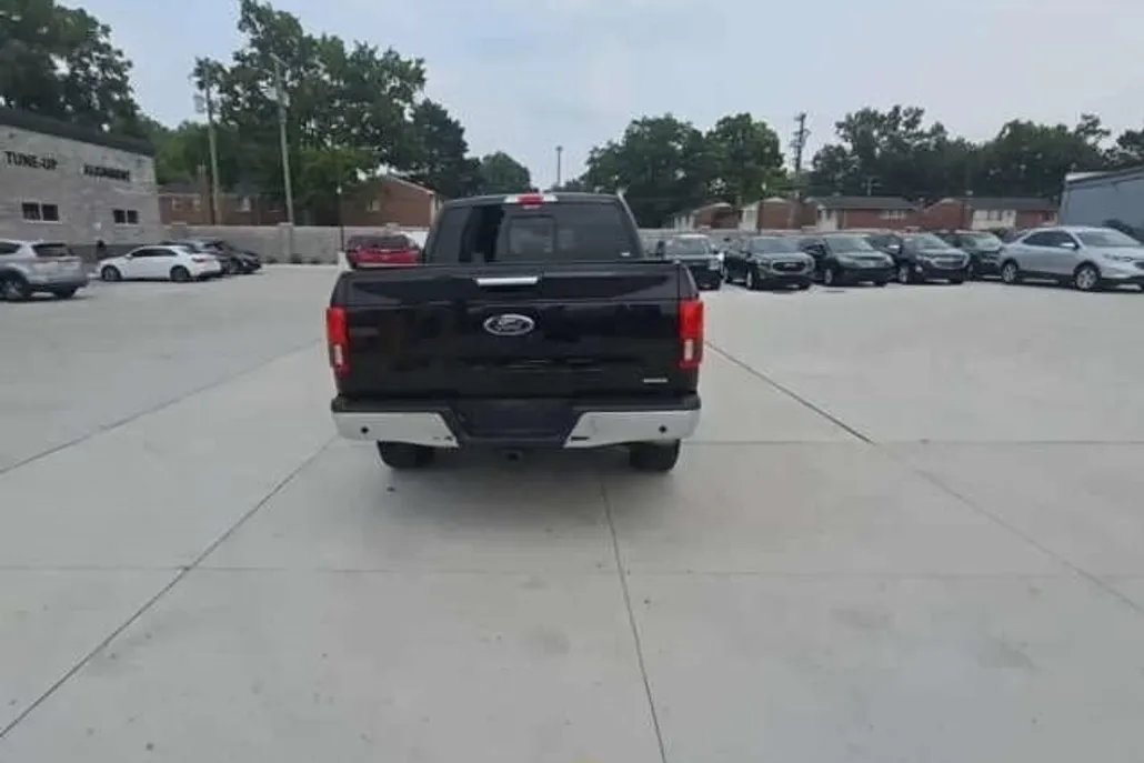 2020 Ford F-150 Lariat photo 1