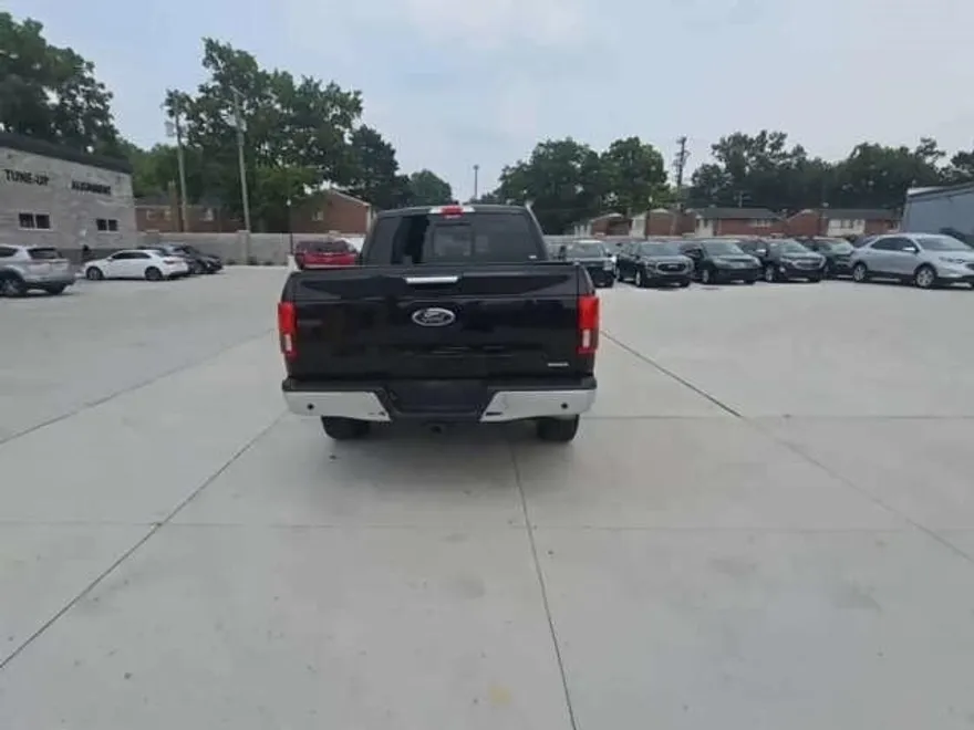 2020 Ford F-150 Lariat photo 1
