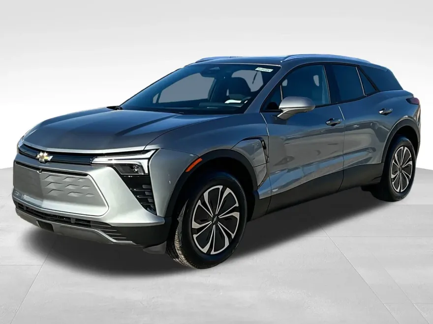 2025 Chevrolet Blazer EV photo 1