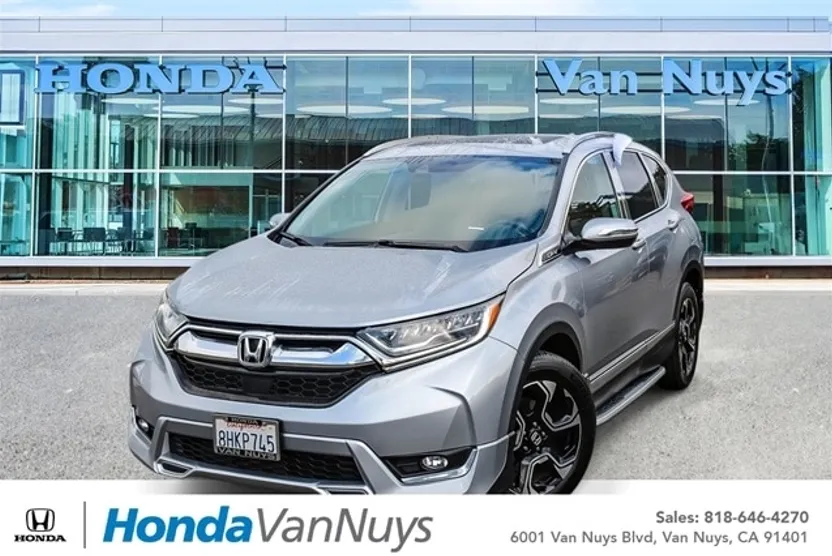2018 Honda CR-V Touring photo 1