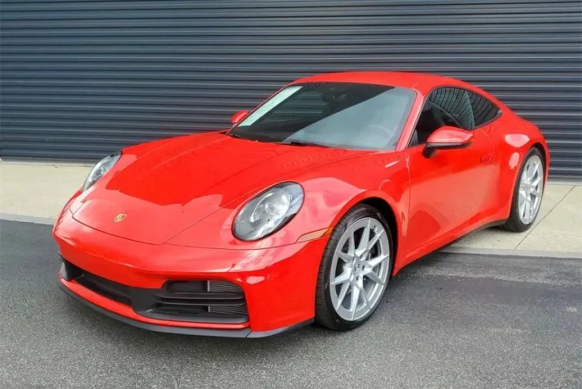 2025 Porsche 911 photo 1