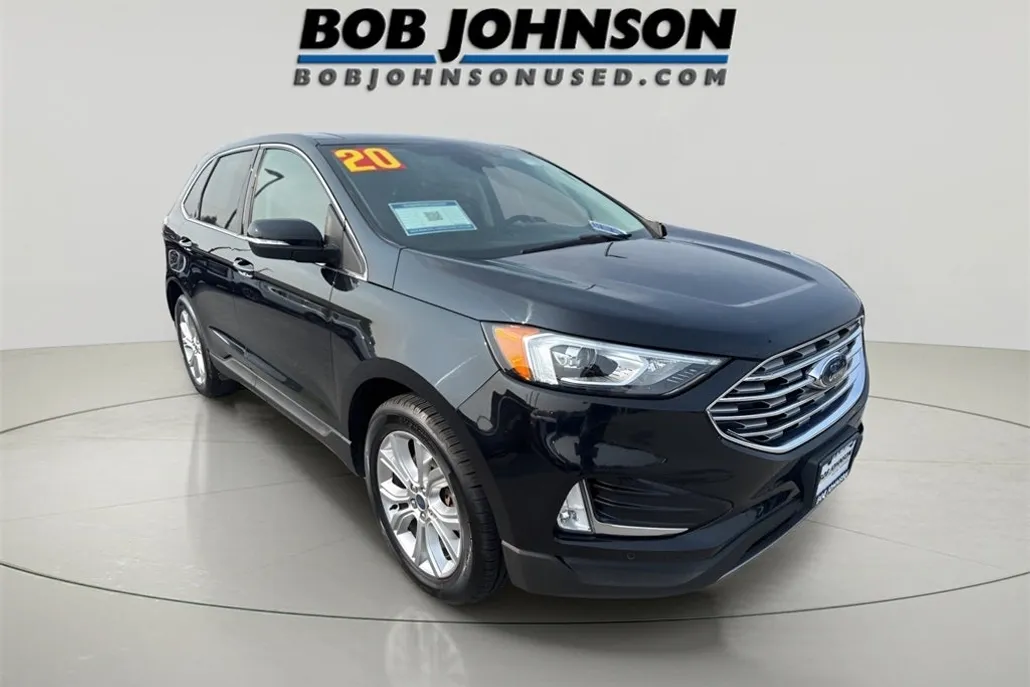 2020 Ford Edge Titanium photo 1