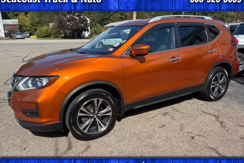 2019 Nissan Rogue SV AWD photo 1