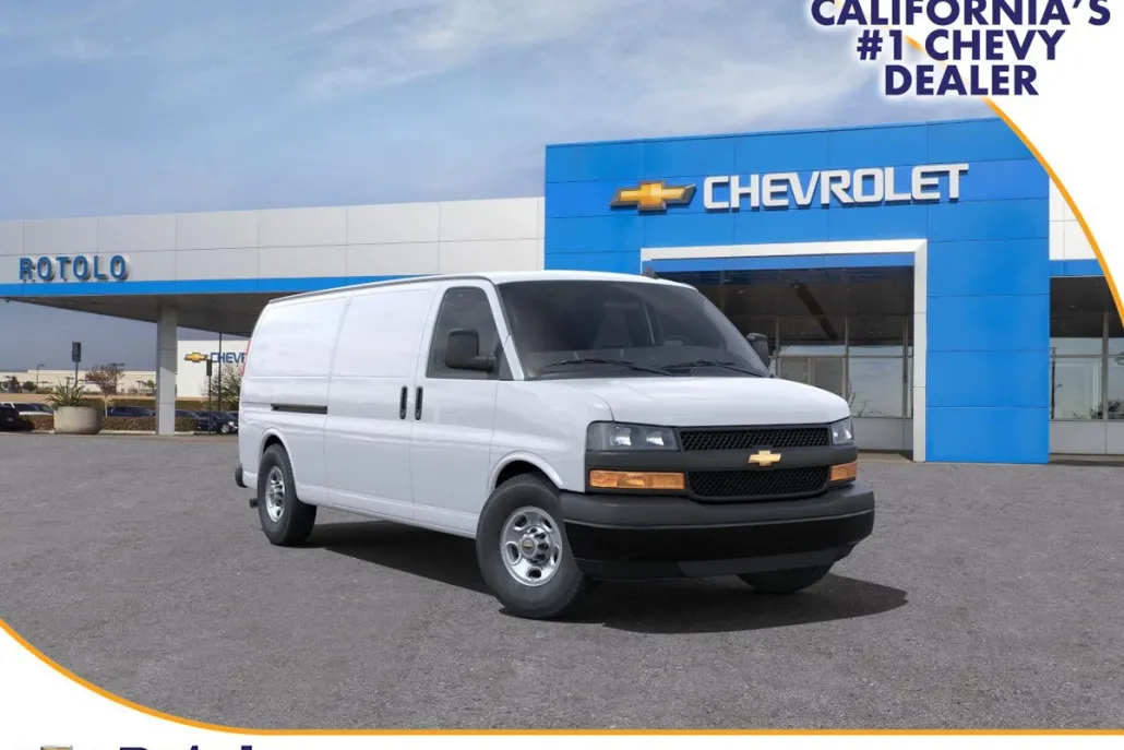 2025 Chevrolet Express Cargo 2500 photo 1