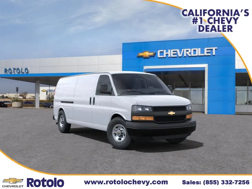 2025 Chevrolet Express Cargo 2500 photo 1