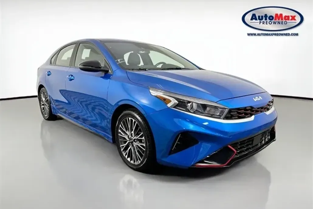 2022 Kia Forte GT-Line photo 1