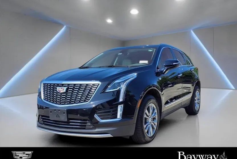2023 Cadillac XT5 Premium Luxury photo 1