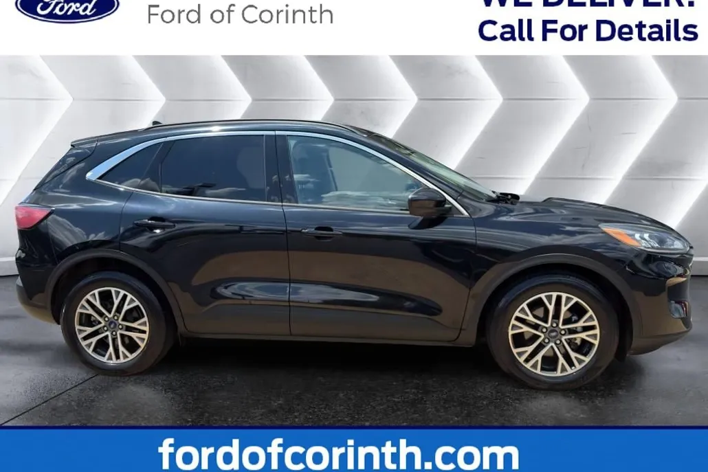 2020 Ford Escape SEL photo 1