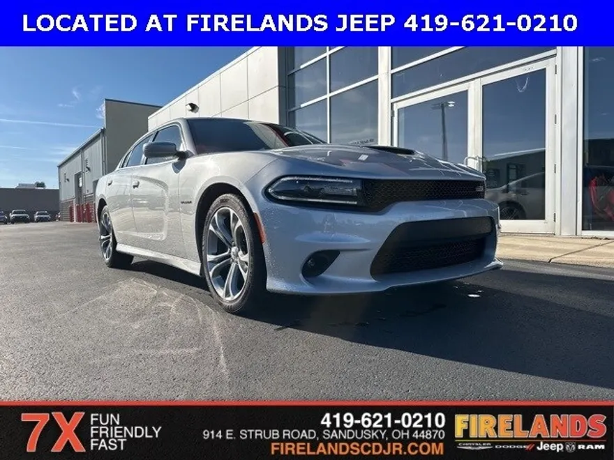 2020 Dodge Charger R/T photo 1