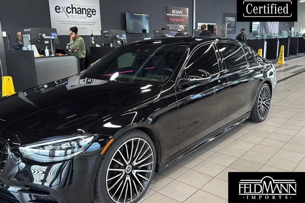 2024 Mercedes Benz S 4MATIC 580 photo 1