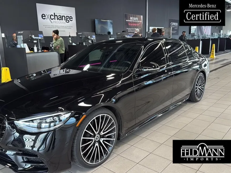 2024 Mercedes Benz S 4MATIC 580 photo 1