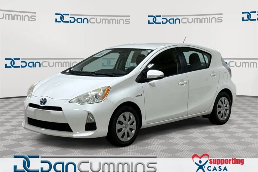 2012 Toyota Prius C Two photo 1