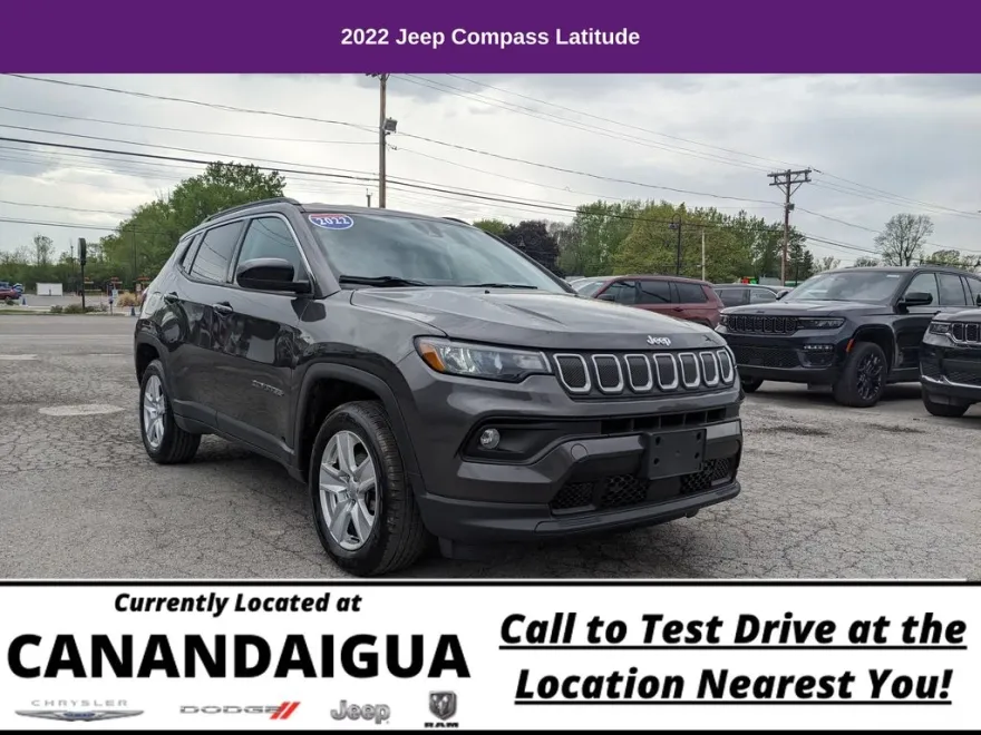 2022 Jeep Compass Latitude photo 1