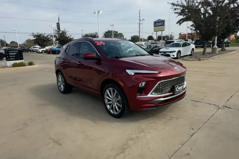 2024 Buick Encore GX Avenir photo 1
