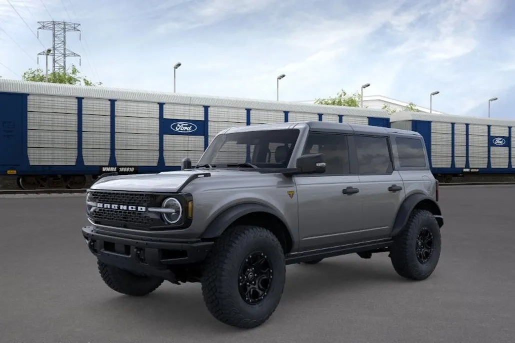 2025 Ford Bronco Badlands photo 1