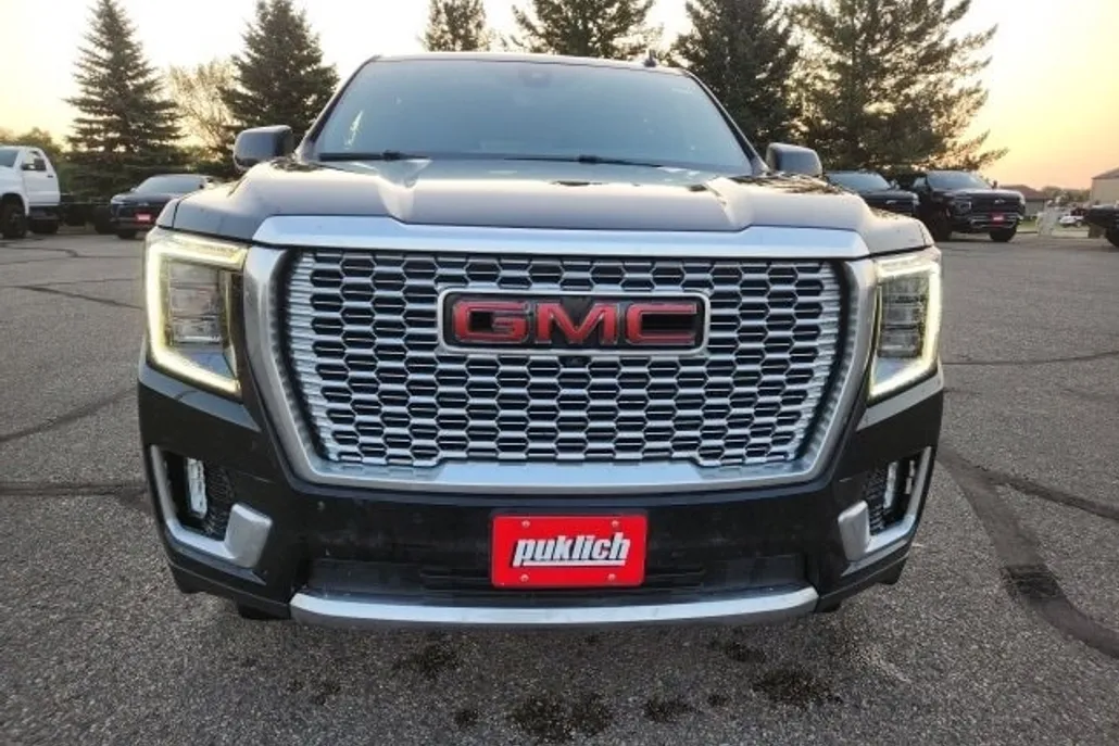 2021 Gmc Yukon XL Denali photo 1