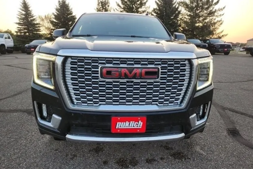 2021 Gmc Yukon XL Denali photo 1