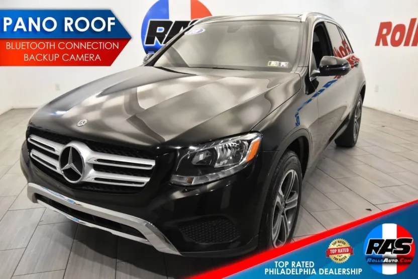 2018 Mercedes Benz GLC 300 photo 1