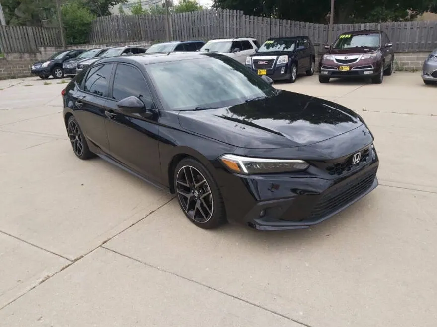 2022 Honda Civic Sport Touring photo 1