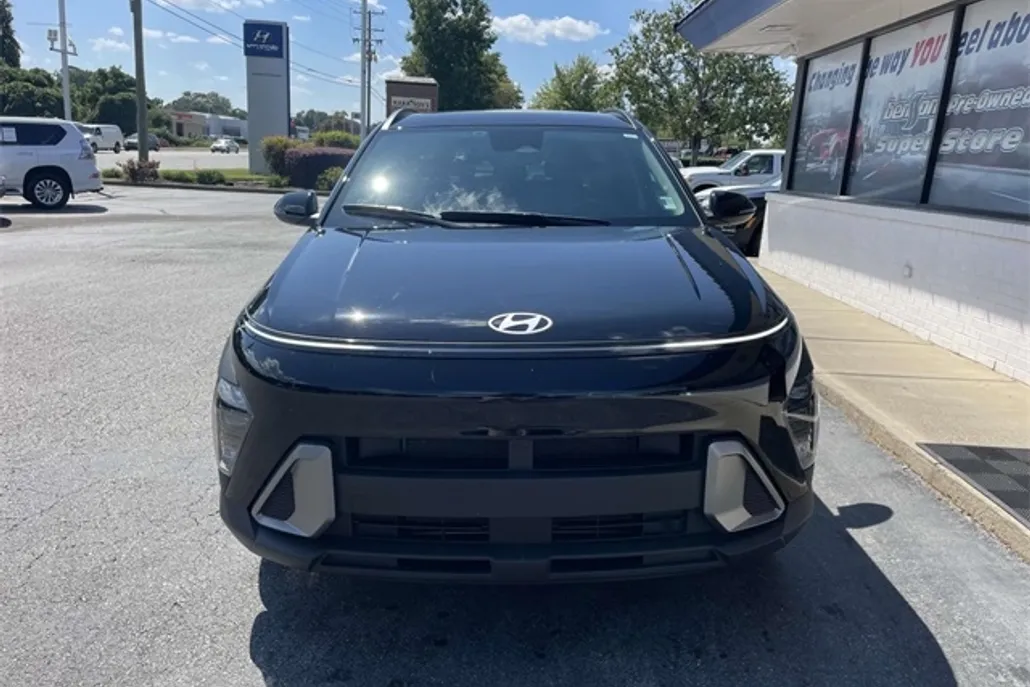 2024 Hyundai Kona SEL photo 1