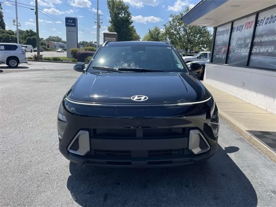 2024 Hyundai Kona SEL photo 1