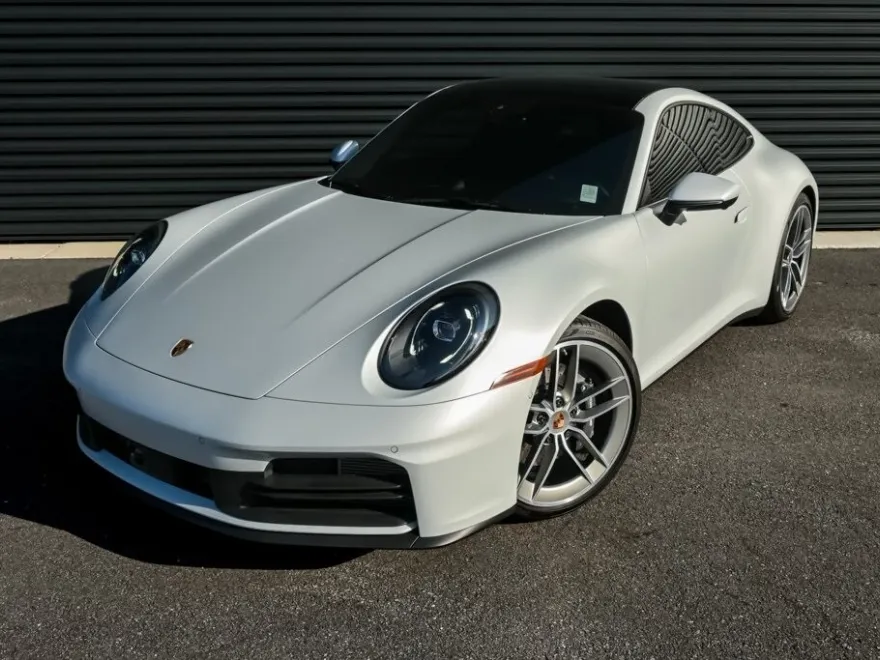2025 Porsche 911 Coupe photo 1