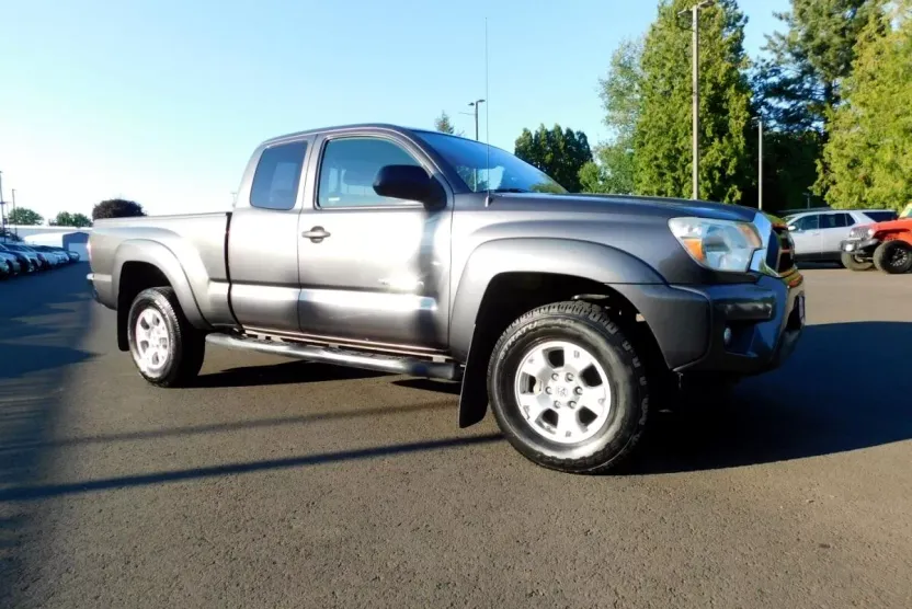 2012 Toyota Tacoma Access Cab photo 1
