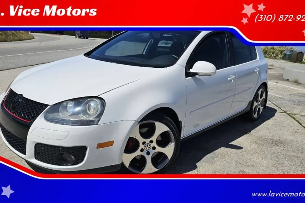 2009 Volkswagen Golf GTI Base photo 1
