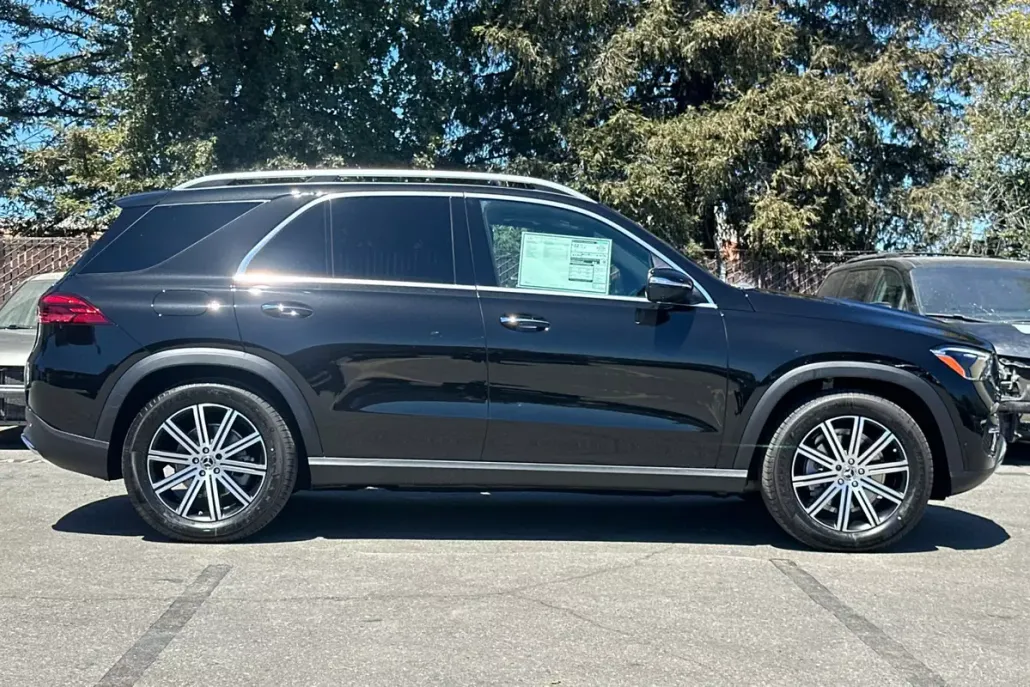 2026 Mercedes Benz GLE 350 4MATIC photo 1
