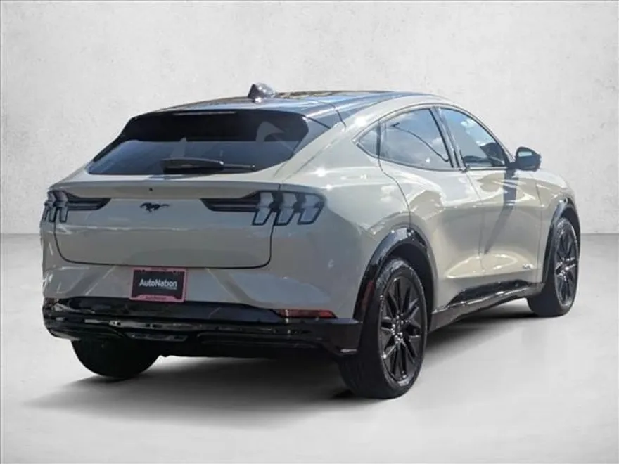 2025 Ford Mustang Mach-E Premium photo 1