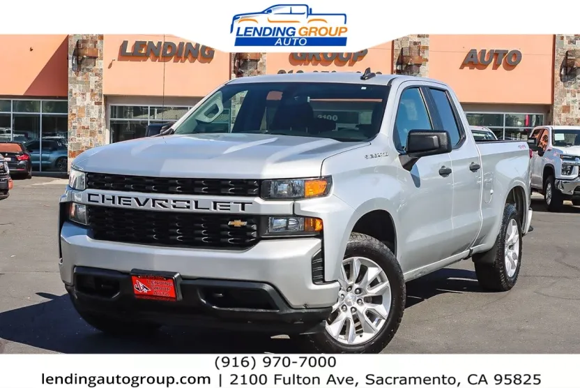 2019 Chevrolet Silverado 1500 Custom photo 1