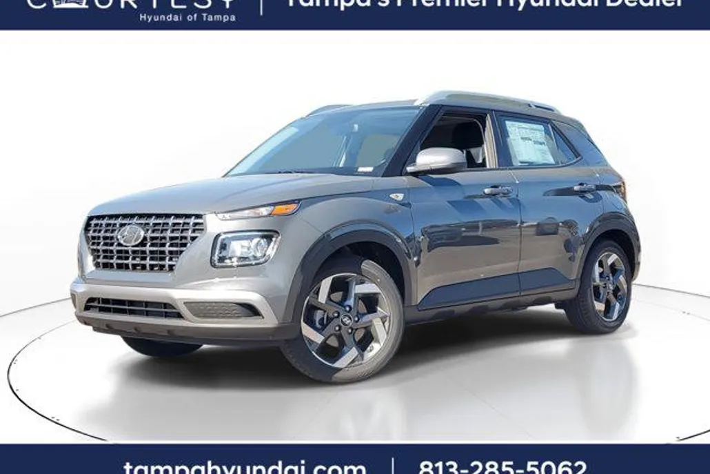 2025 Hyundai Venue SEL photo 1
