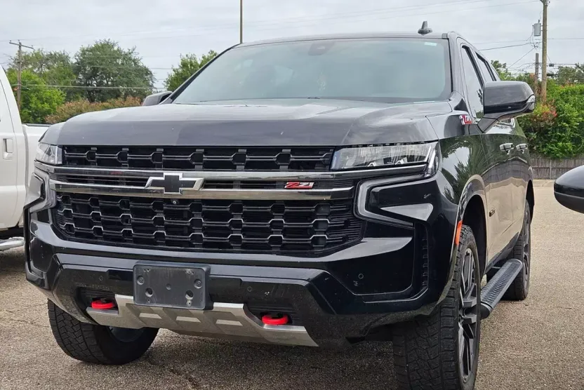 2021 Chevrolet Tahoe Z71 photo 1
