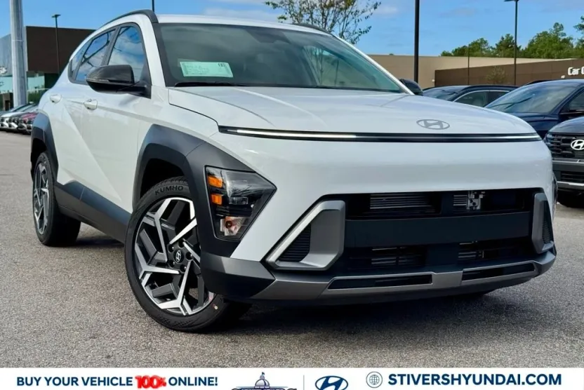 2026 Hyundai Kona SEL photo 1